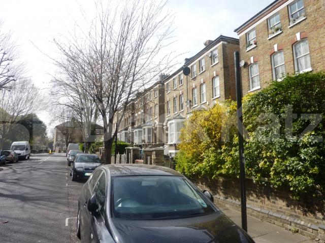			NEW INSTRUCTION!, 1 Bedroom, 1 bath, 1 reception Flat			 Hartham Road, HILLMARTON CONSERVATION AREA
